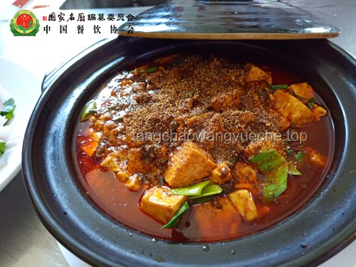 四川肥肠拿铁：独特风味背后的行业洞察